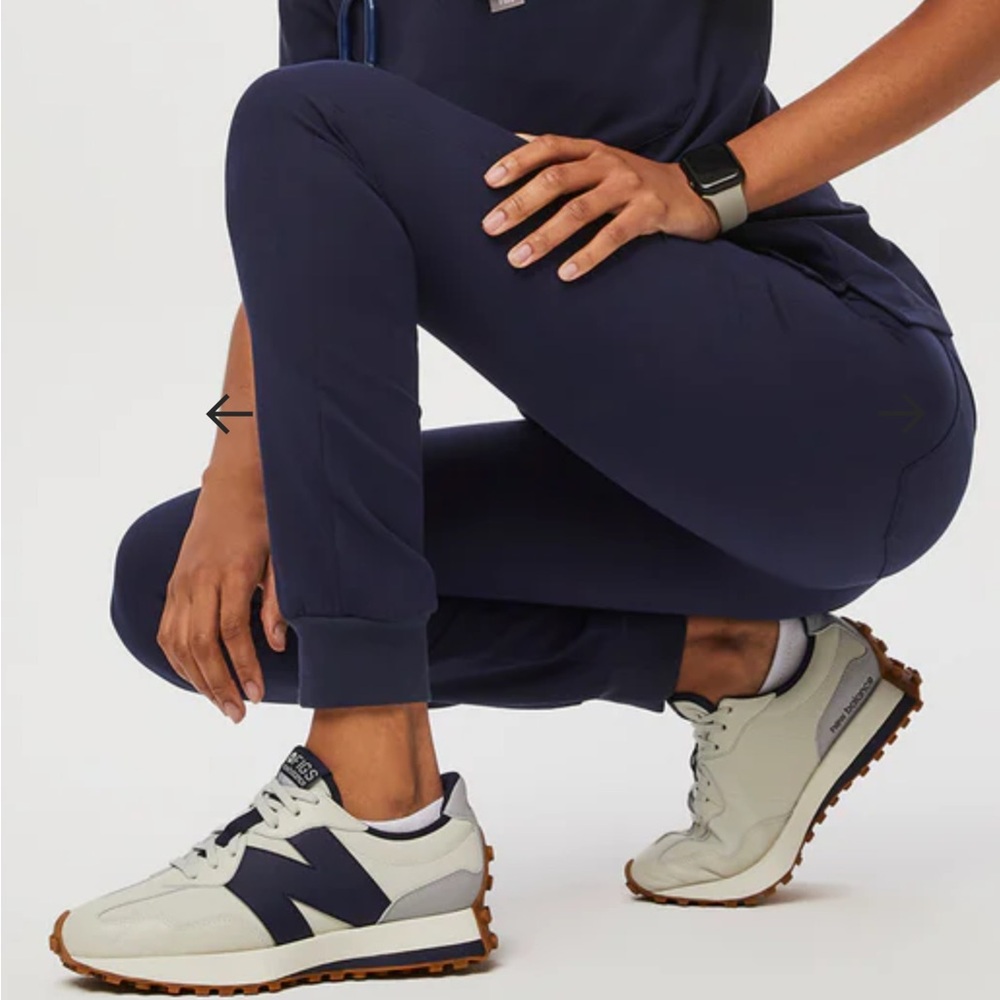Figs x New Balance 327 Limited Edition Grey/Navy Shoes Women’s Size 10 New